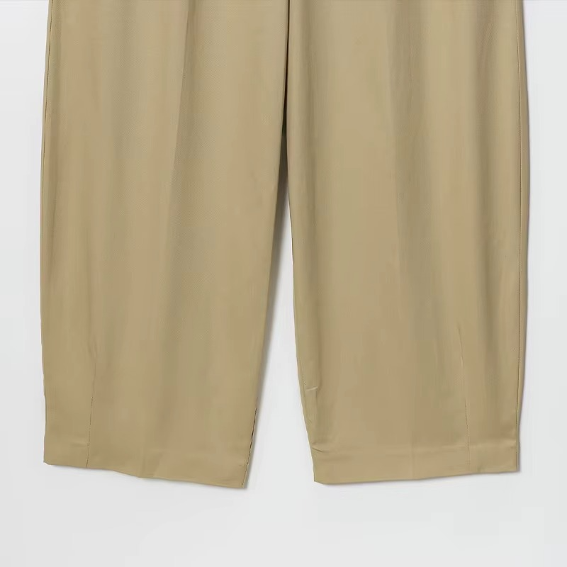 Everyday khaki pants